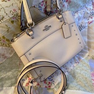 100% AUTHENTIC COACH CHRISTIE with EMBROIDERED FLORAL DESIGN